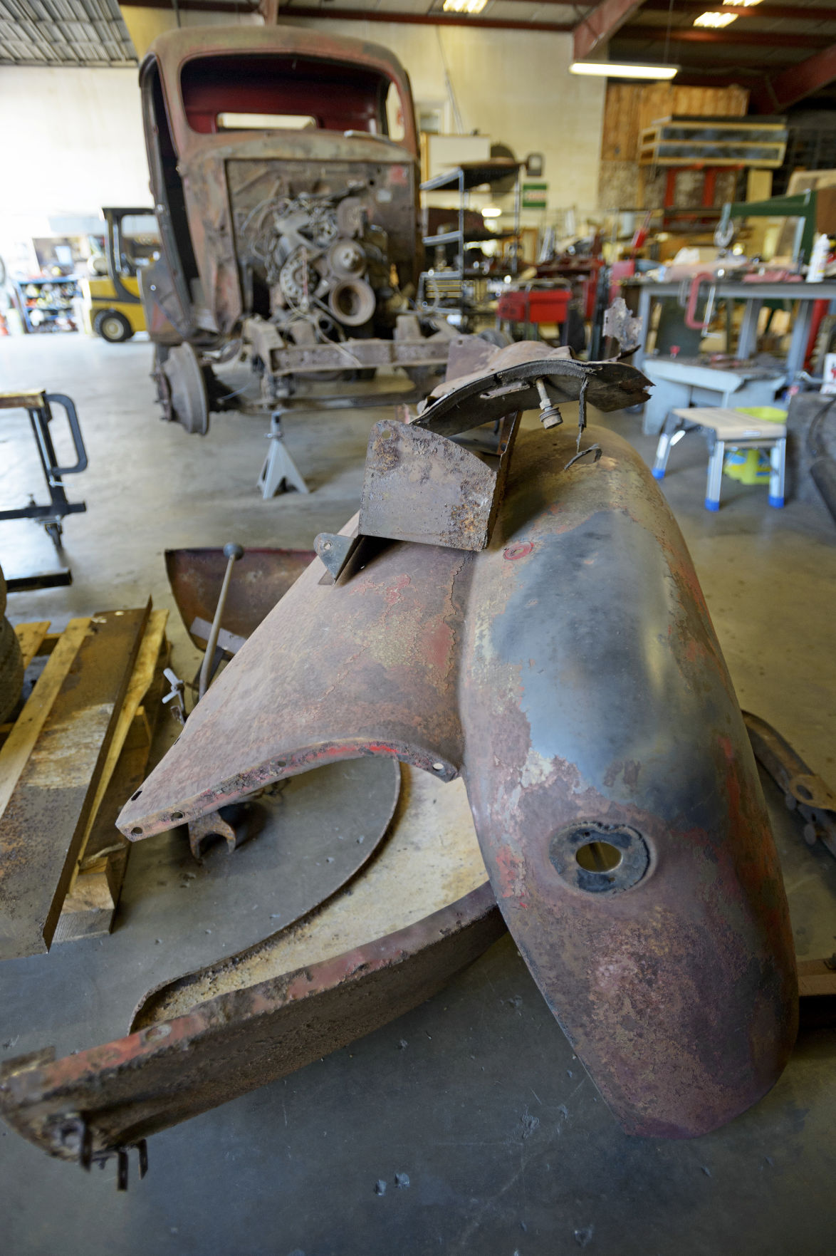 NO.ww2truckrestore.wild.030818.0020.JPG